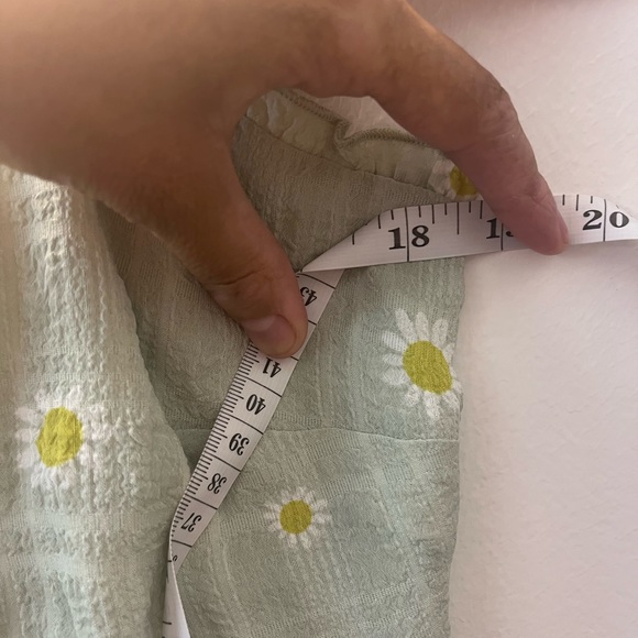 New Forever 21 Green Floral Tiered Daisy Sundress Mini V Neck Summer Cottagecore - Picture 8 of 10